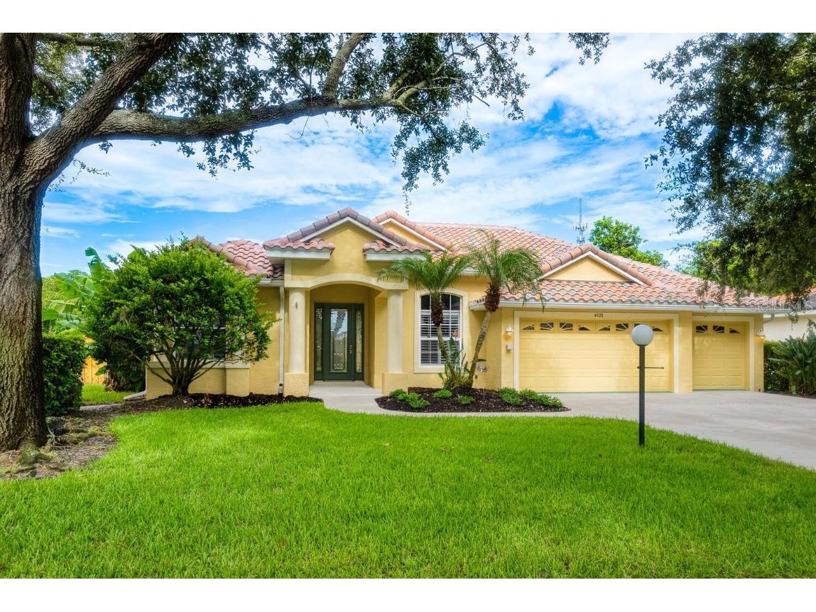 4928 Three Oaks Boulevard Sarasota FL 34233 A4662208 image1