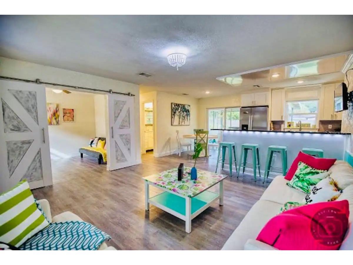 4929 Brookmeade Drive Sarasota FL 34232 A4686646 image1