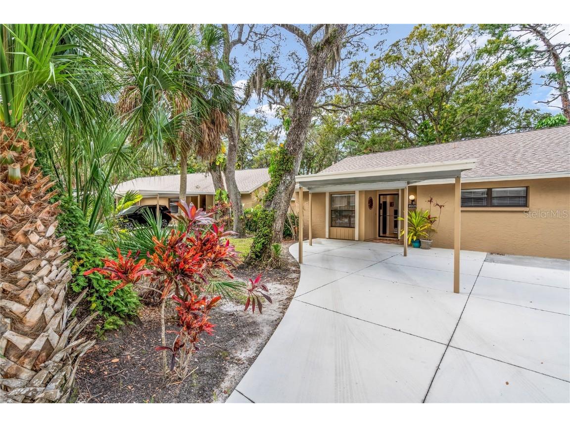 4929 Village Gardens Drive #209 Sarasota FL 34234 A4594290 image1