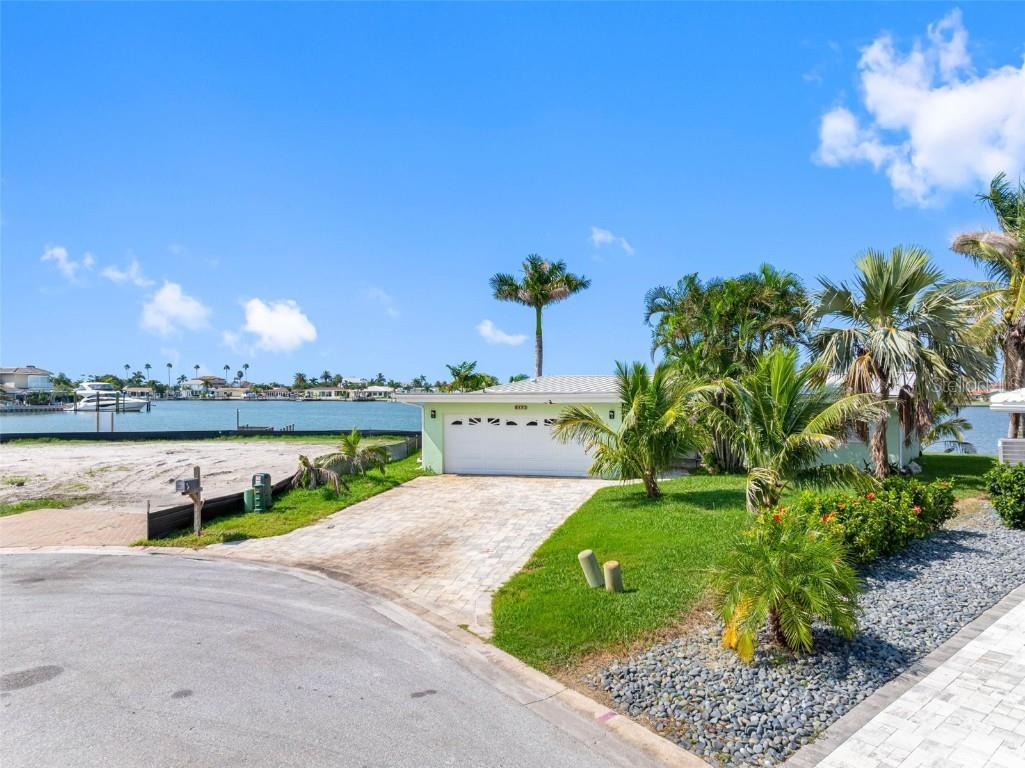 493 Bath Club Boulevard N North Redington Beach FL 33708 TB8423082 image14