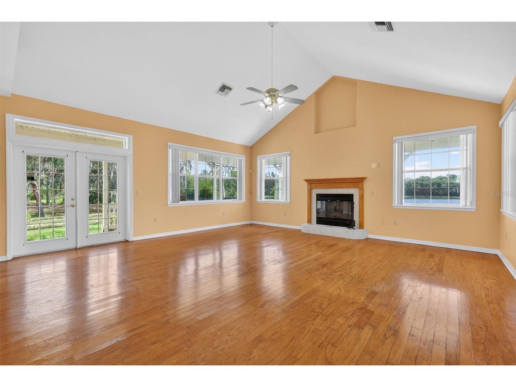 493 Malauka Loop Ocklawaha FL 32179 - LAKE LEON G5112490 image17