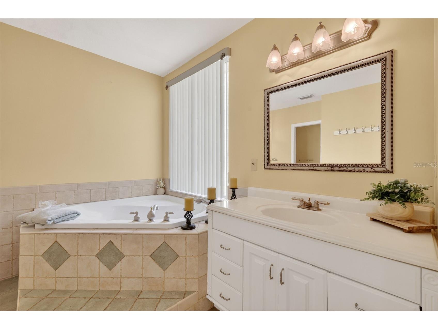 493 Malauka Loop Ocklawaha FL 32179 - LAKE LEON G5112490 image22