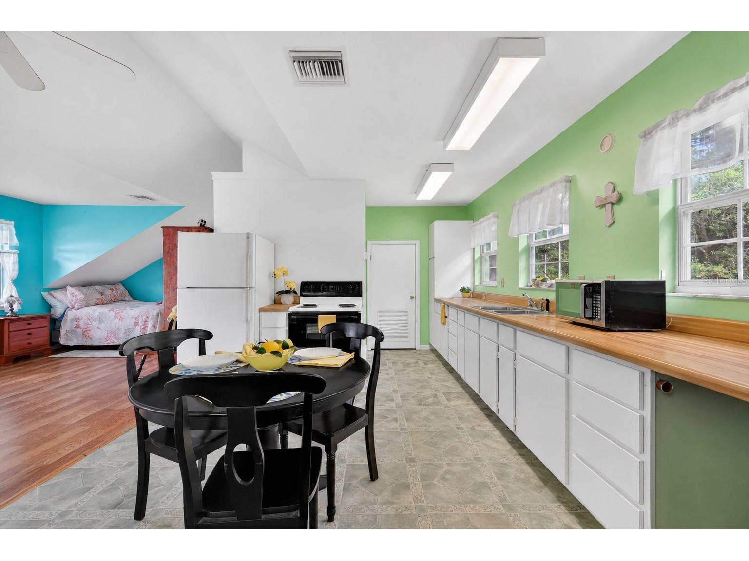 493 Malauka Loop Ocklawaha FL 32179 - LAKE LEON G5112490 image32