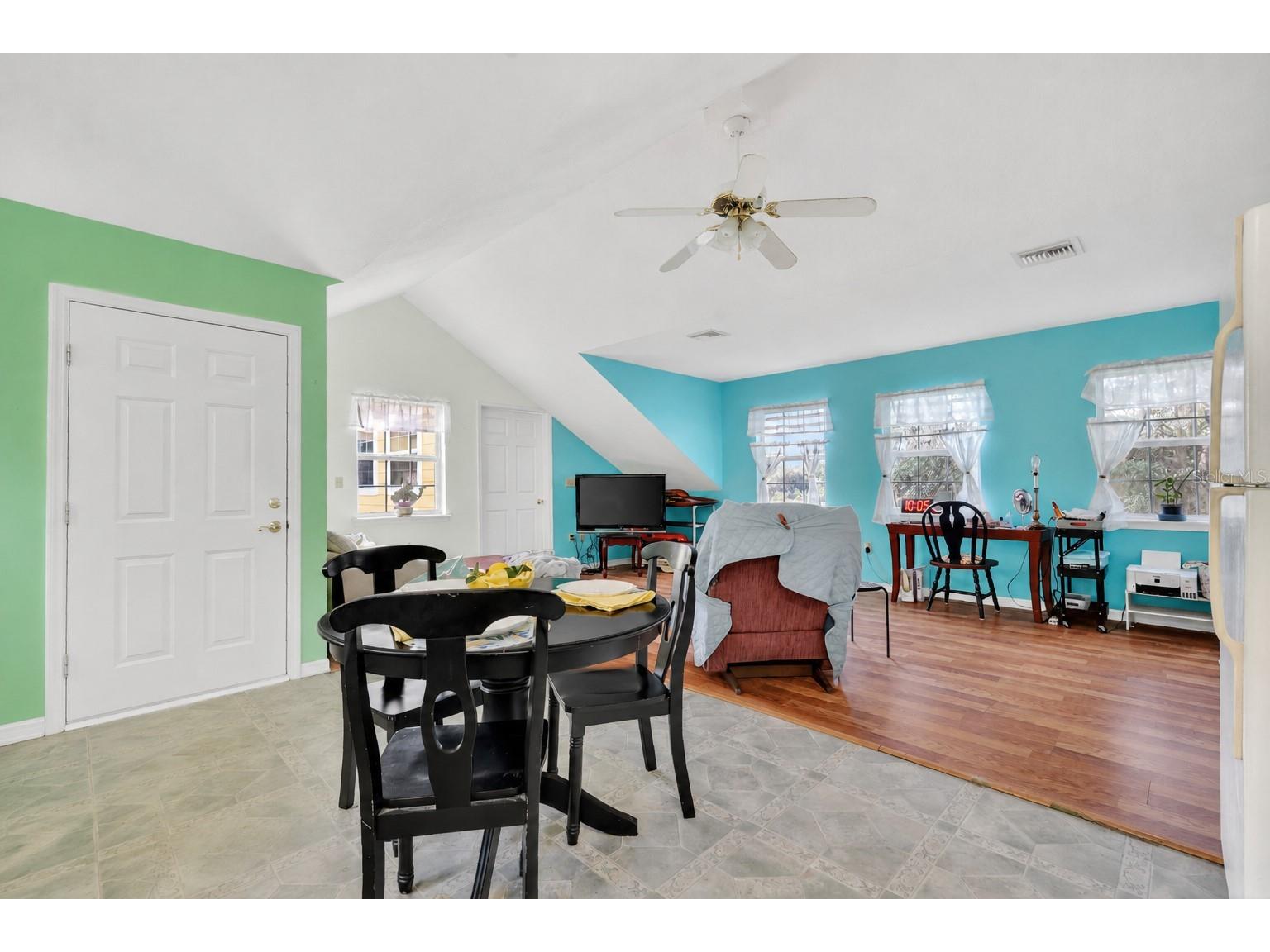 493 Malauka Loop Ocklawaha FL 32179 - LAKE LEON G5112490 image34