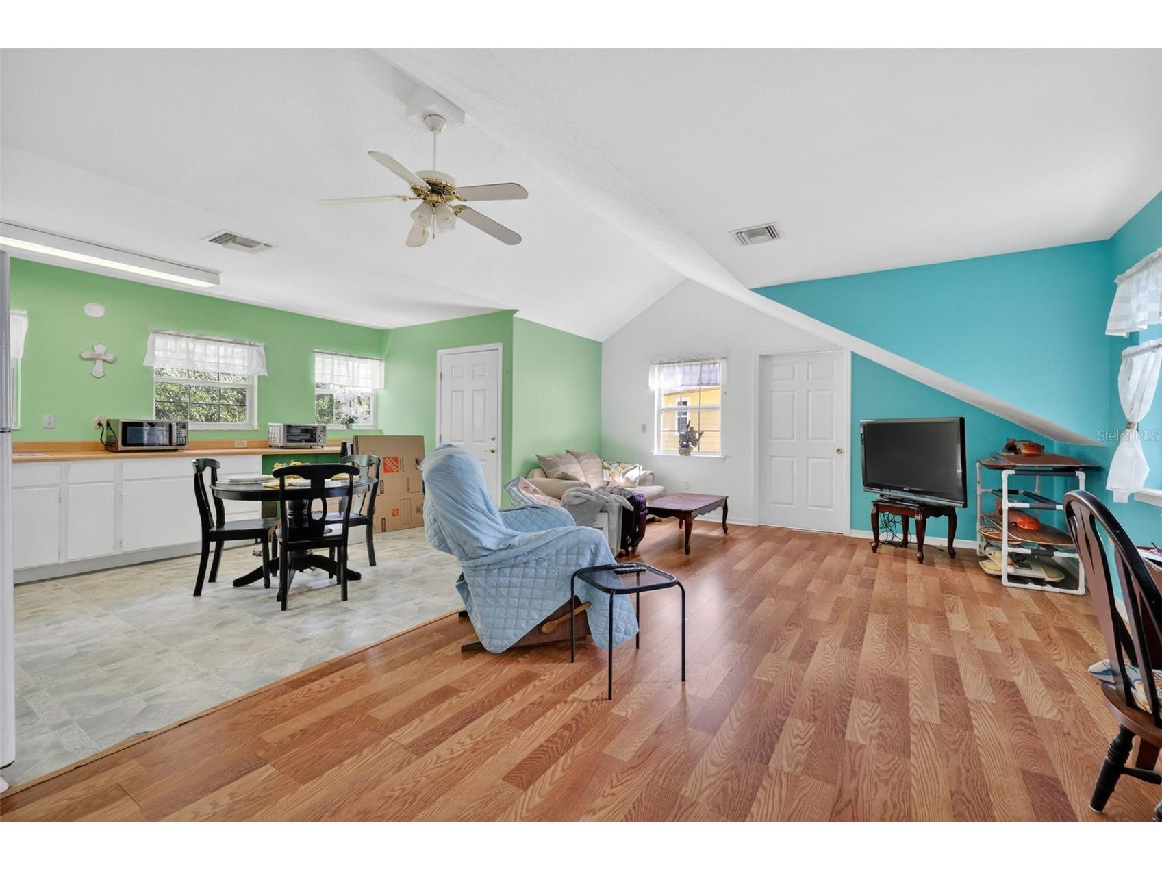 493 Malauka Loop Ocklawaha FL 32179 - LAKE LEON G5112490 image37