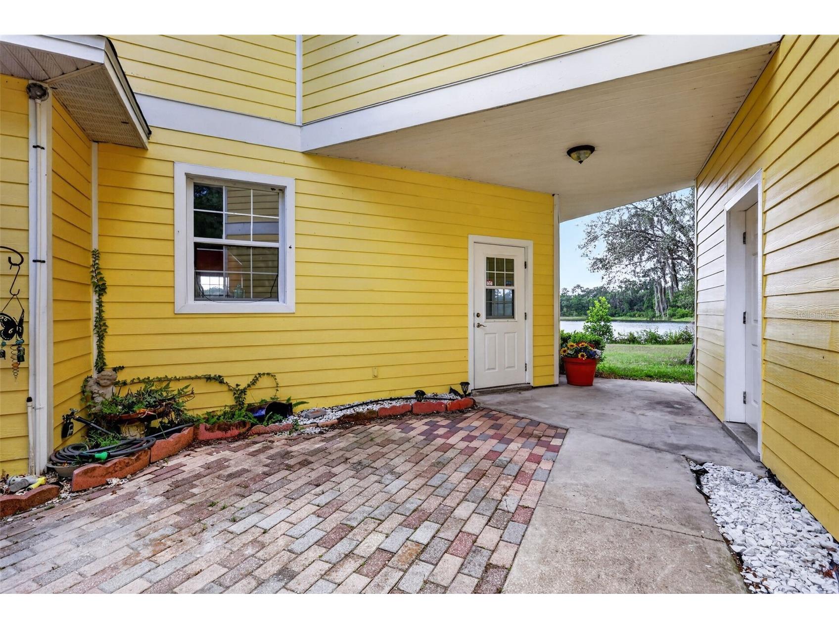 493 Malauka Loop Ocklawaha FL 32179 - LAKE LEON G5112490 image5