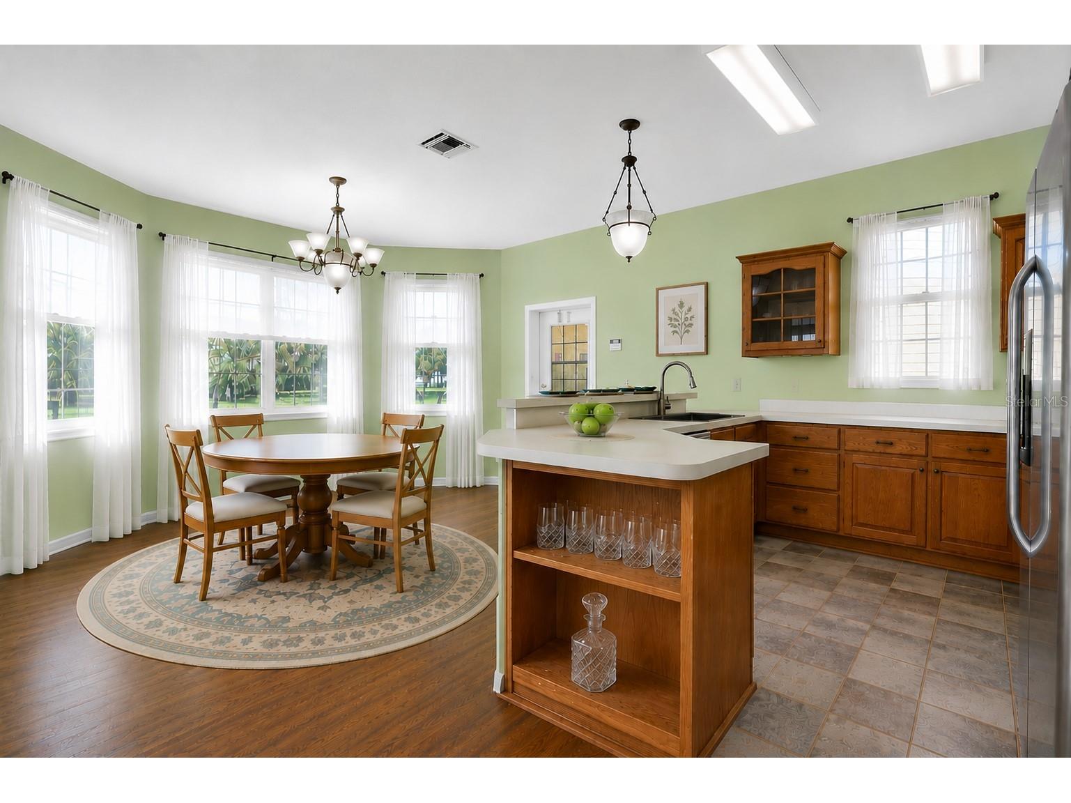 493 Malauka Loop Ocklawaha FL 32179 - LAKE LEON G5112490 image8