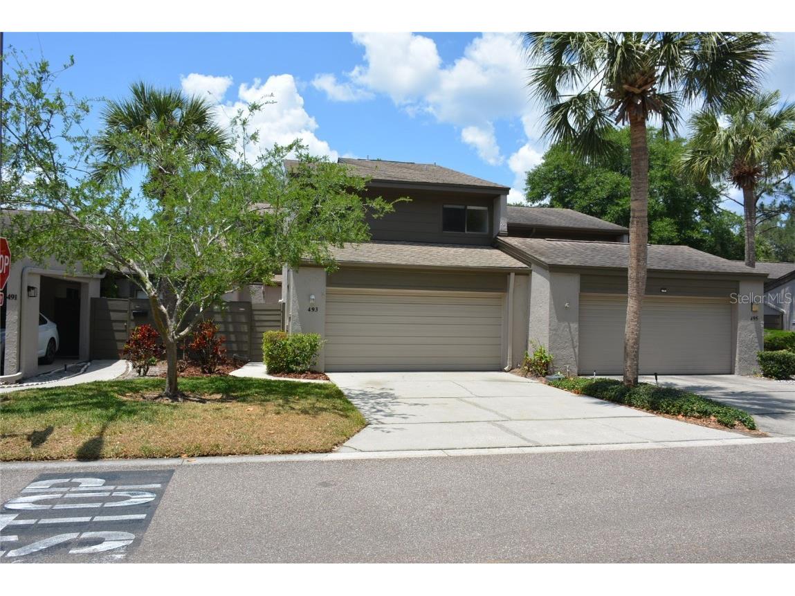 493 Meadowood Boulevard Fern Park FL 32730 - Lake of The Woods O6205520 image1