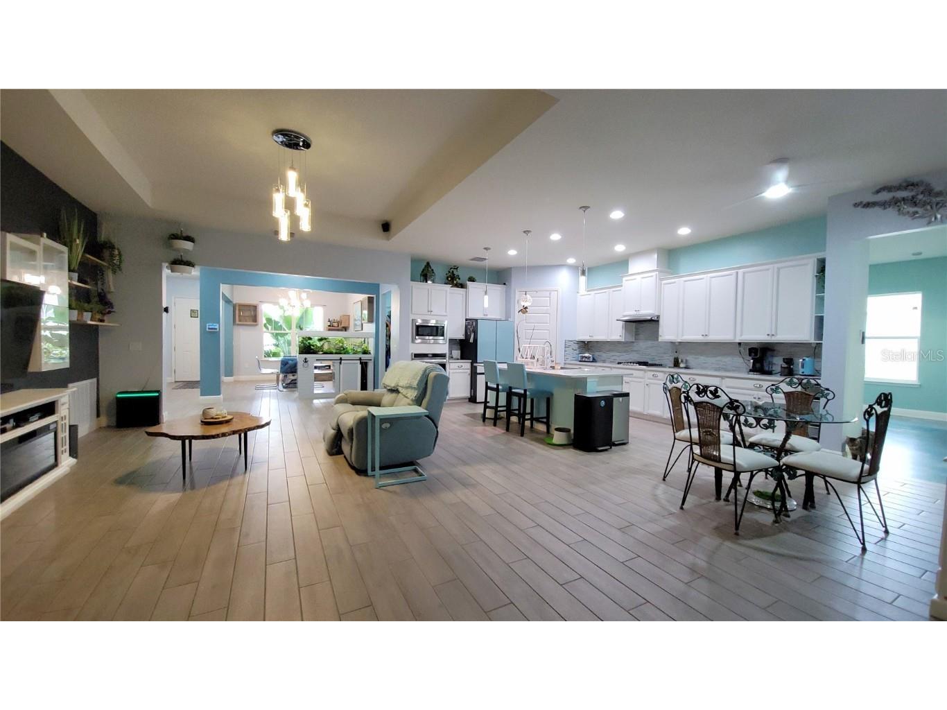 493 Nowell Loop Deland FL 32724 V4944708 image12