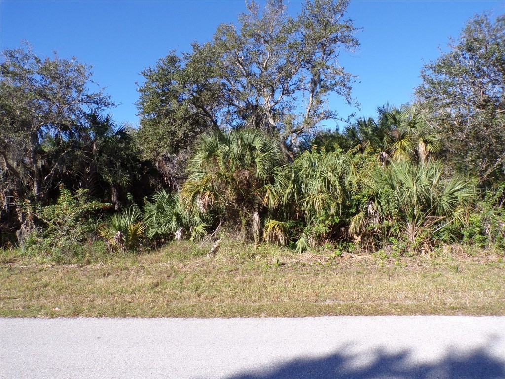 493 Sycamore Street Port Charlotte FL 33954 C7487305 image1