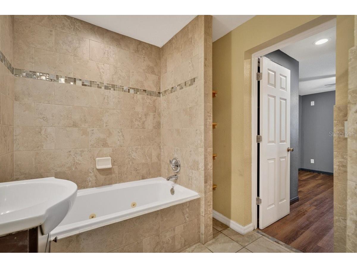 493 W Baltimore Drive Deland FL 32720 NS1087240 image35