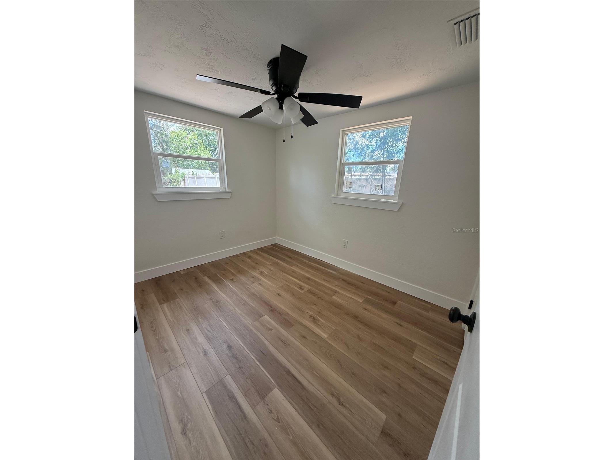 4930 72nd Street N Saint Petersburg FL 33709 TB8514783 image3