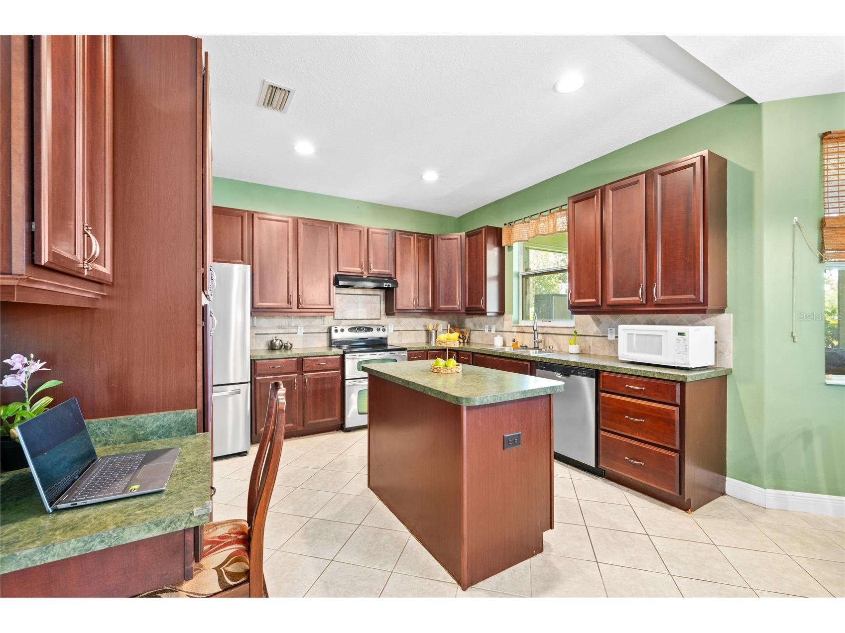4930 Atwood Drive Orlando FL 32828 O6420054 image15