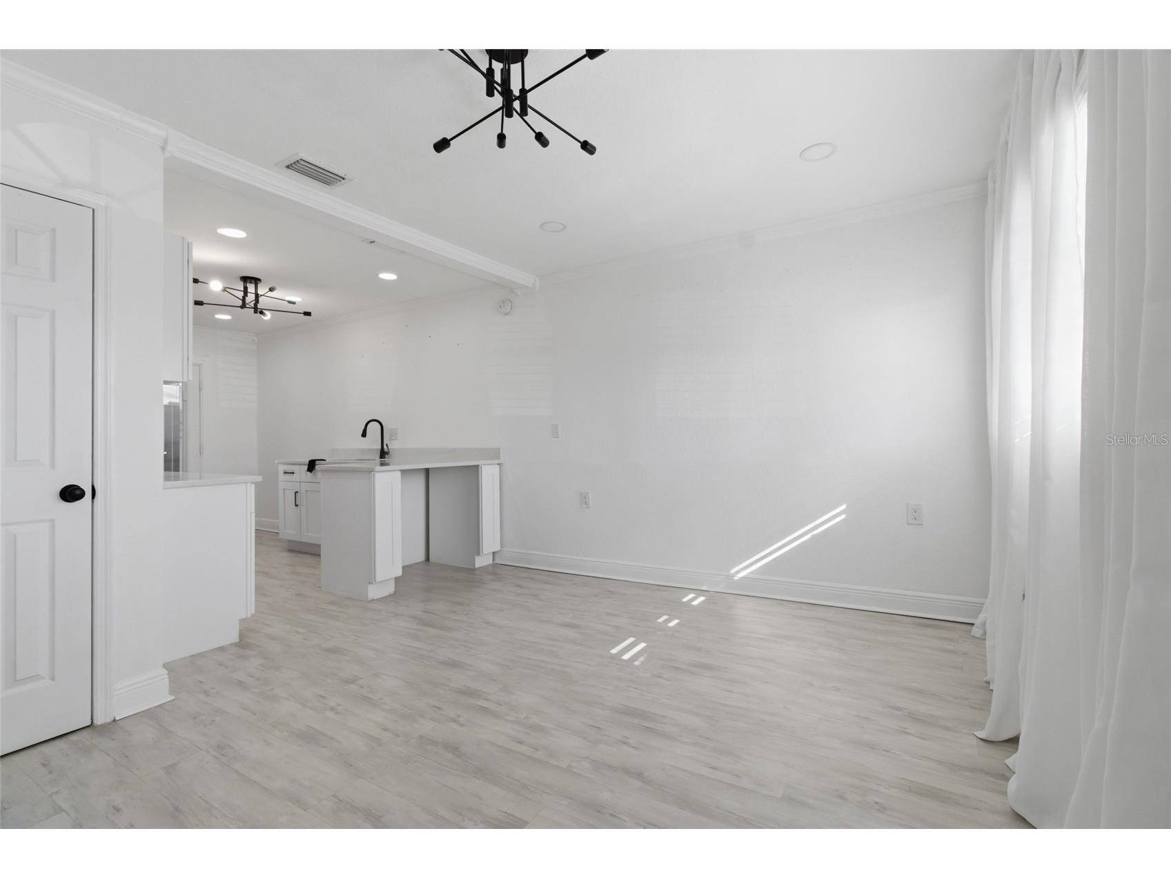 4930 Eldorado Drive Tampa FL 33615 TB8482531 image7
