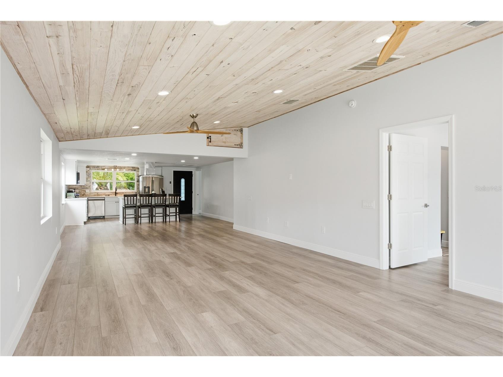 4930 Pompano Drive New Port Richey FL 34652 L4963469 image11