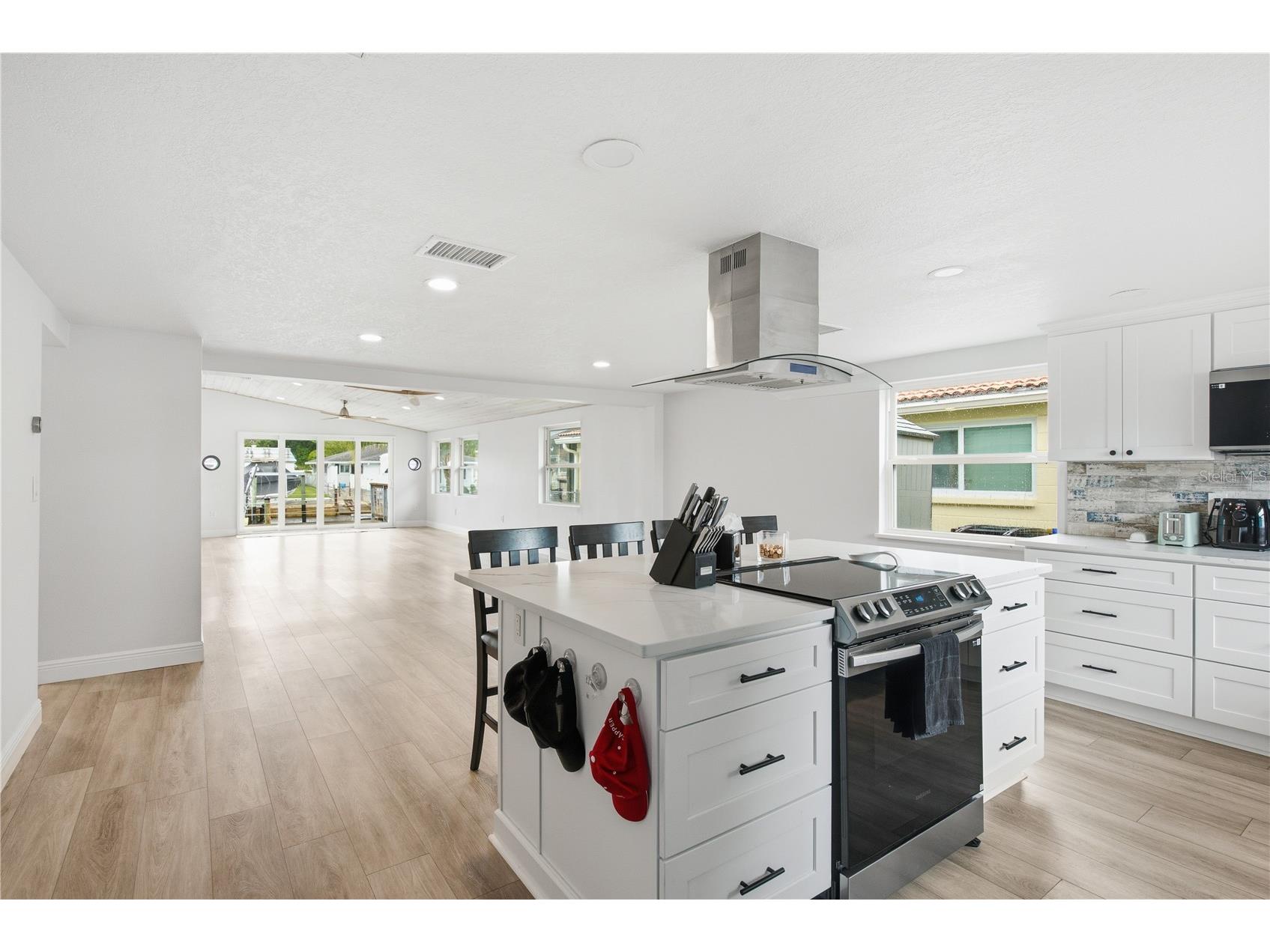 4930 Pompano Drive New Port Richey FL 34652 L4963469 image19