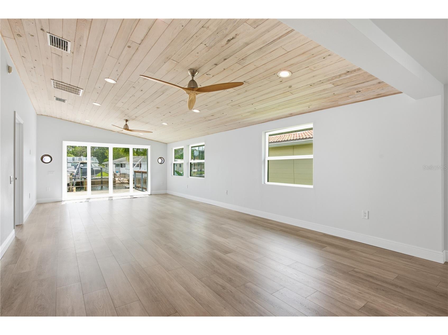 4930 Pompano Drive New Port Richey FL 34652 L4963469 image5
