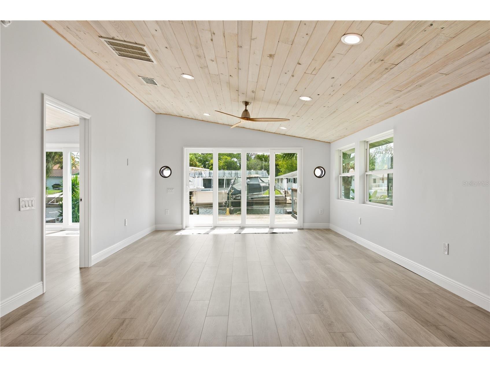 4930 Pompano Drive New Port Richey FL 34652 L4963469 image7