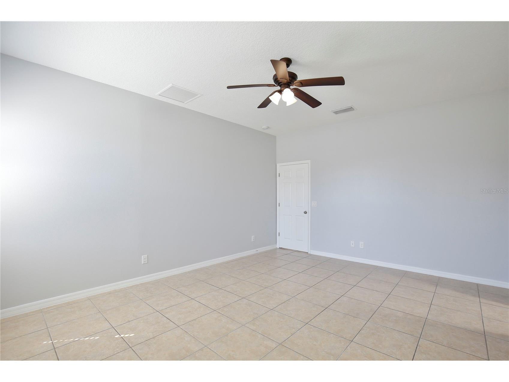 4930 Soft Rush Street Orlando FL 32811 O6380002 image10