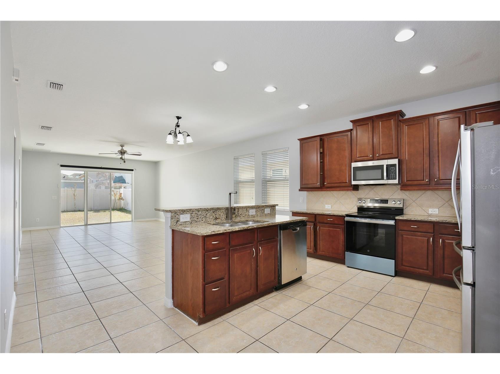 4930 Soft Rush Street Orlando FL 32811 O6380002 image5