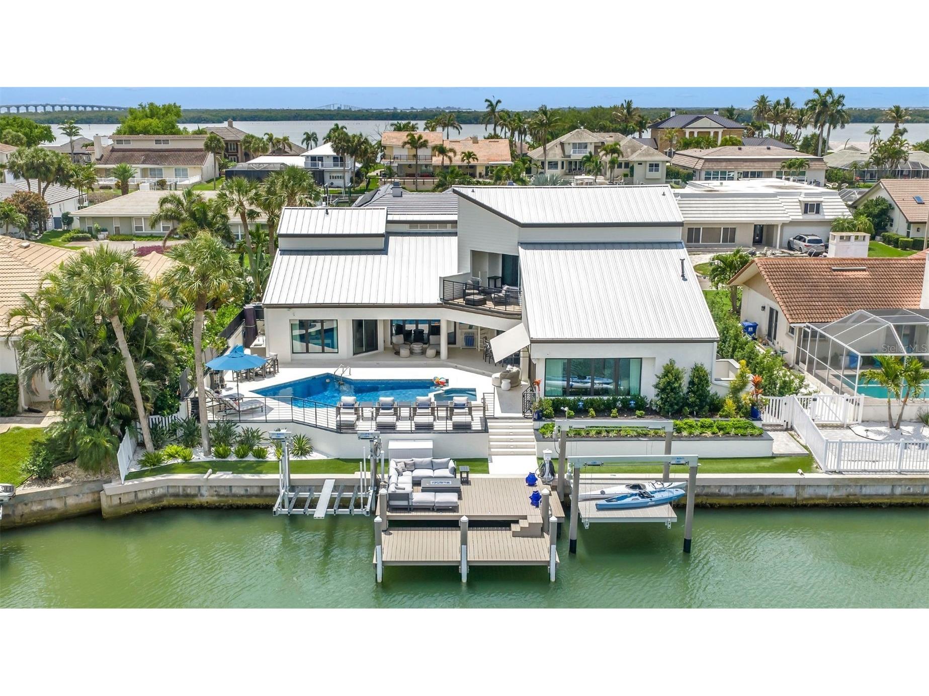 4931 61st Avenue S Saint Petersburg FL 33715 - BOCA CIEGA BAY TB8507560 image1
