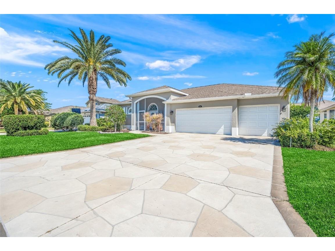 4931 Flagstone Drive Sarasota FL 34238 A4633876 image1