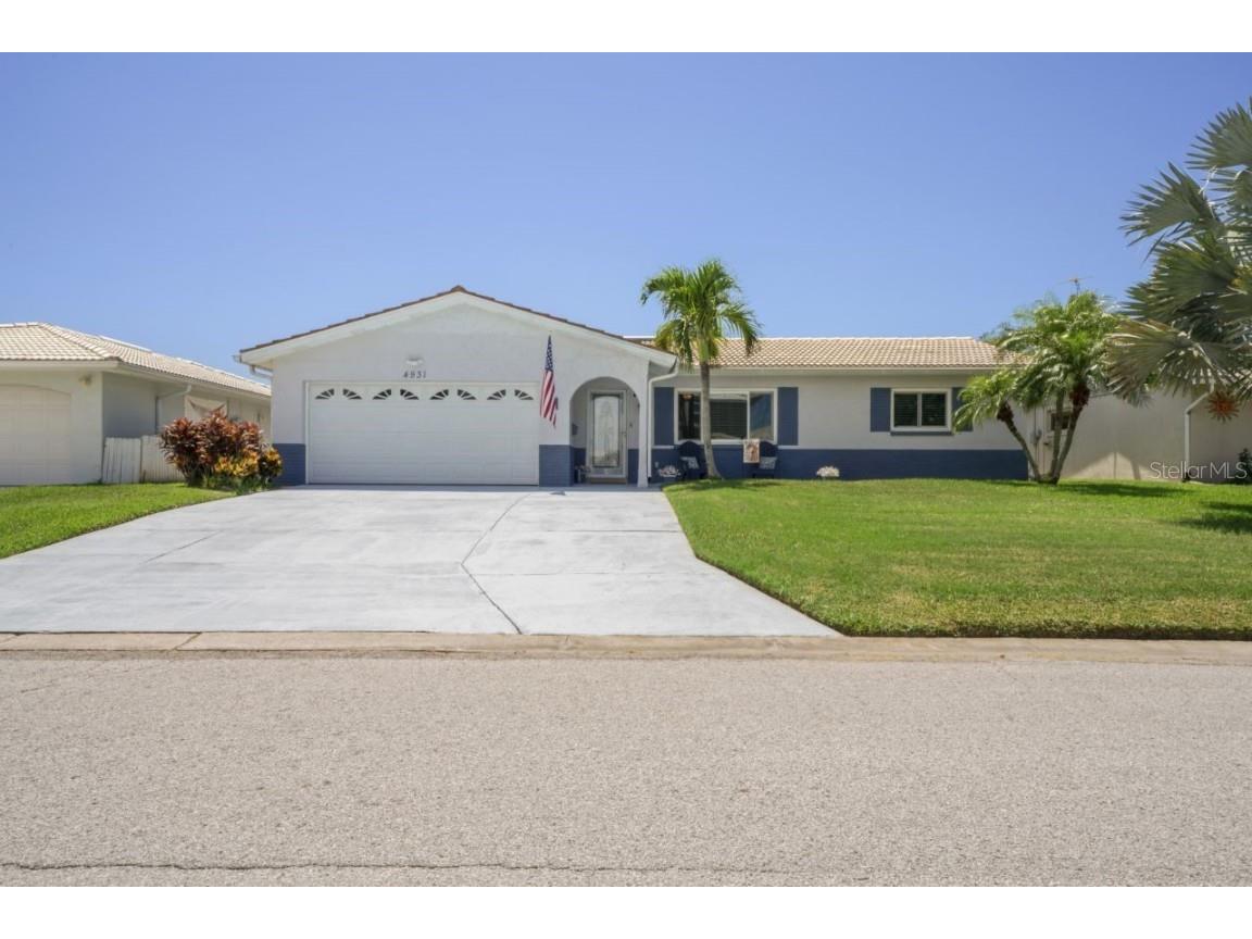 4931 Forecastle Drive New Port Richey FL 34652 - GULF W7856624 image1