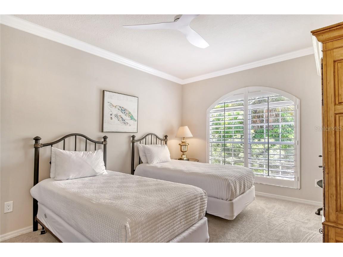 4931 Oxford Drive Sarasota FL 34242 A4620752 image22