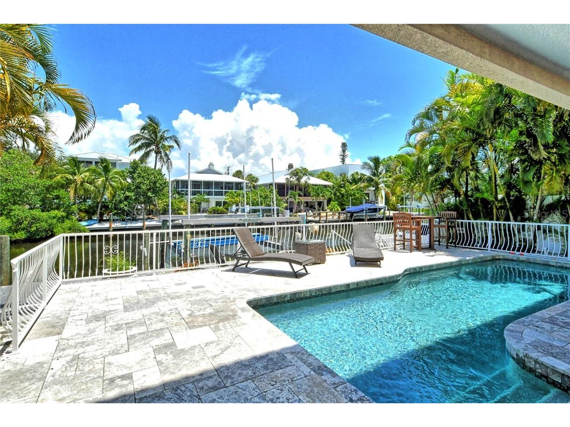 4931 Oxford Drive Sarasota FL 34242 A4620752 image28