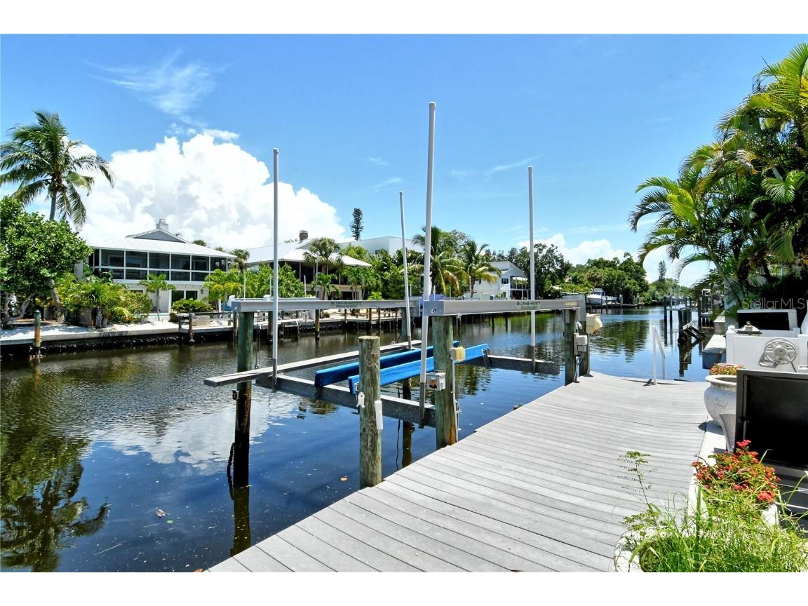 4931 Oxford Drive Sarasota FL 34242 A4620752 image29