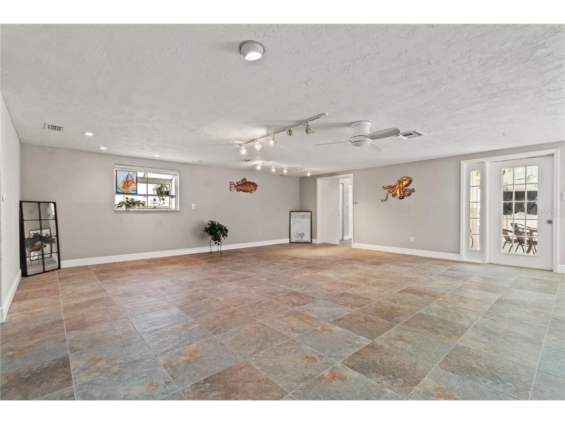 4931 Pelican Dr New Port Richey FL 34652 TB8394219 image13