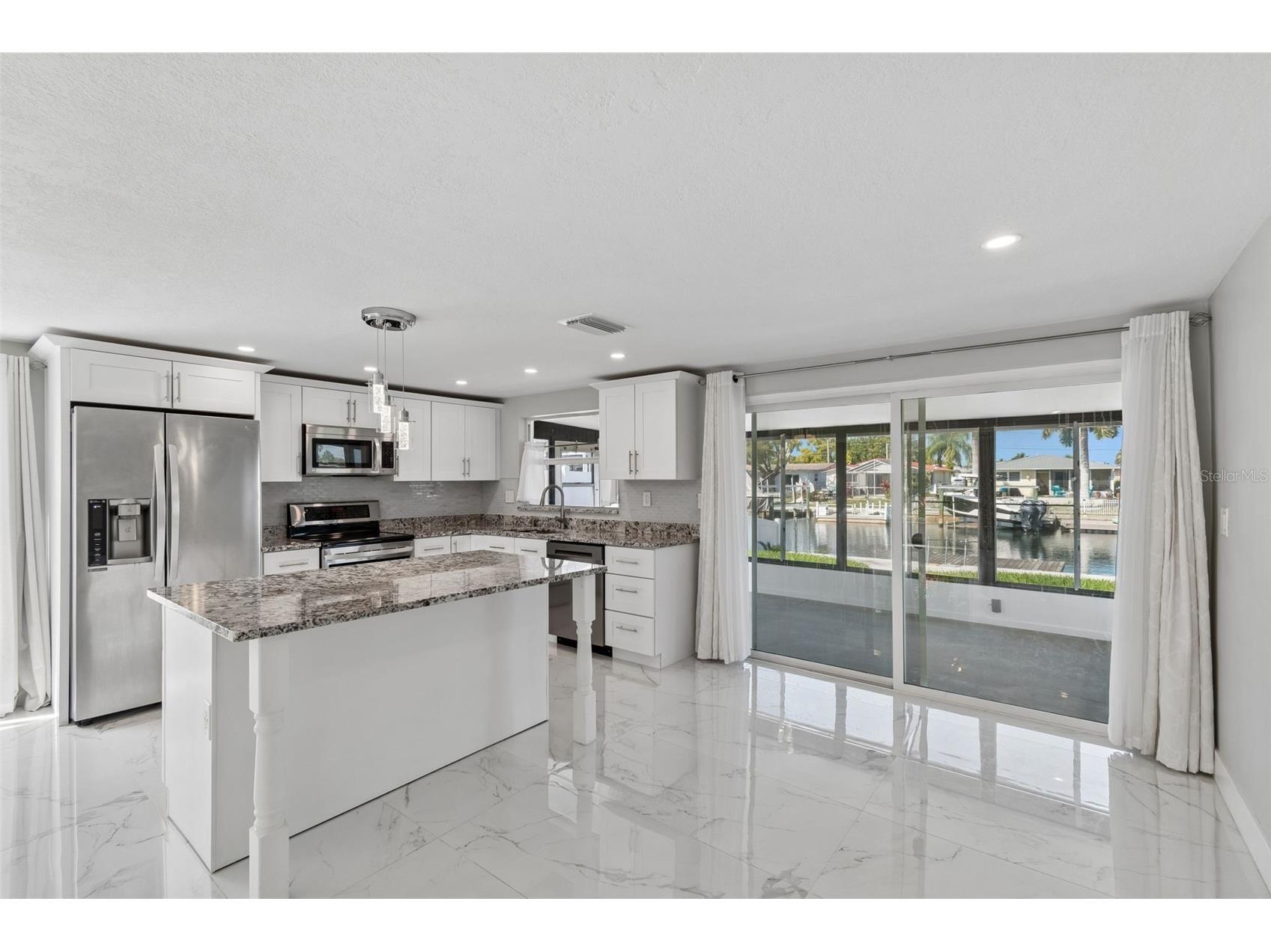 4931 Pompano Drive New Port Richey FL 34652 W7884158 image15