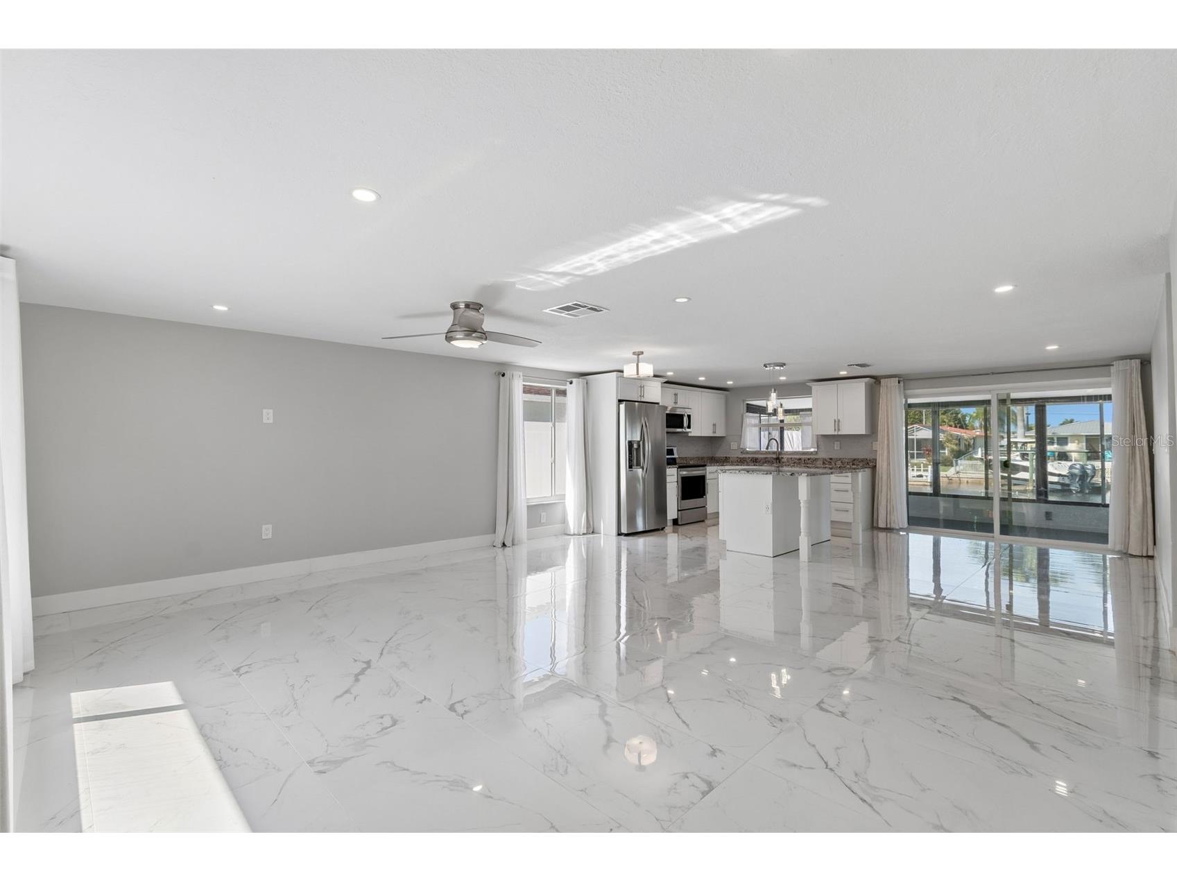 4931 Pompano Drive New Port Richey FL 34652 W7884158 image9