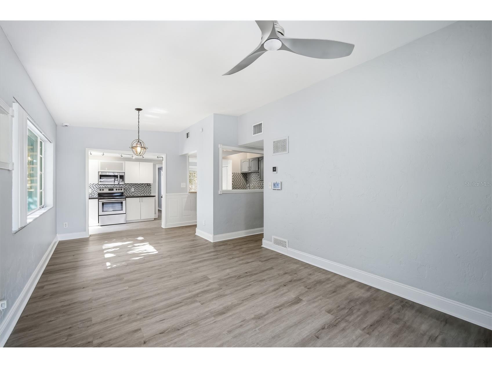 4933 13th Avenue S Gulfport FL 33707 TB8493529 image6