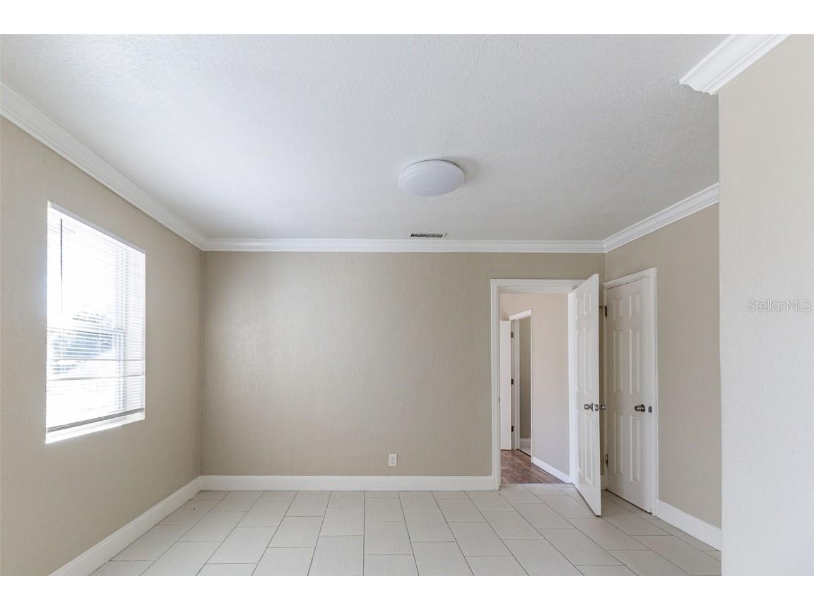 4933 Balboa Drive Orlando FL 32808 O6318107 image11