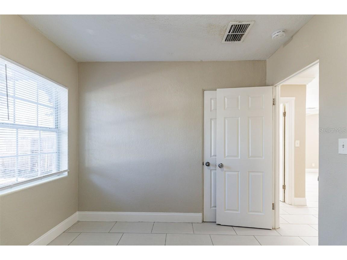 4933 Balboa Drive Orlando FL 32808 O6318107 image22