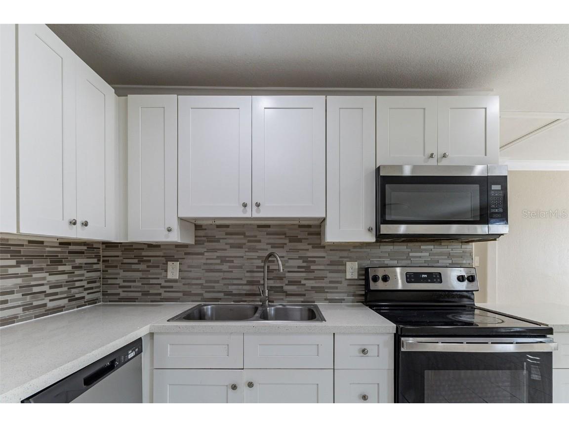 4933 Balboa Drive Orlando FL 32808 O6318107 image7