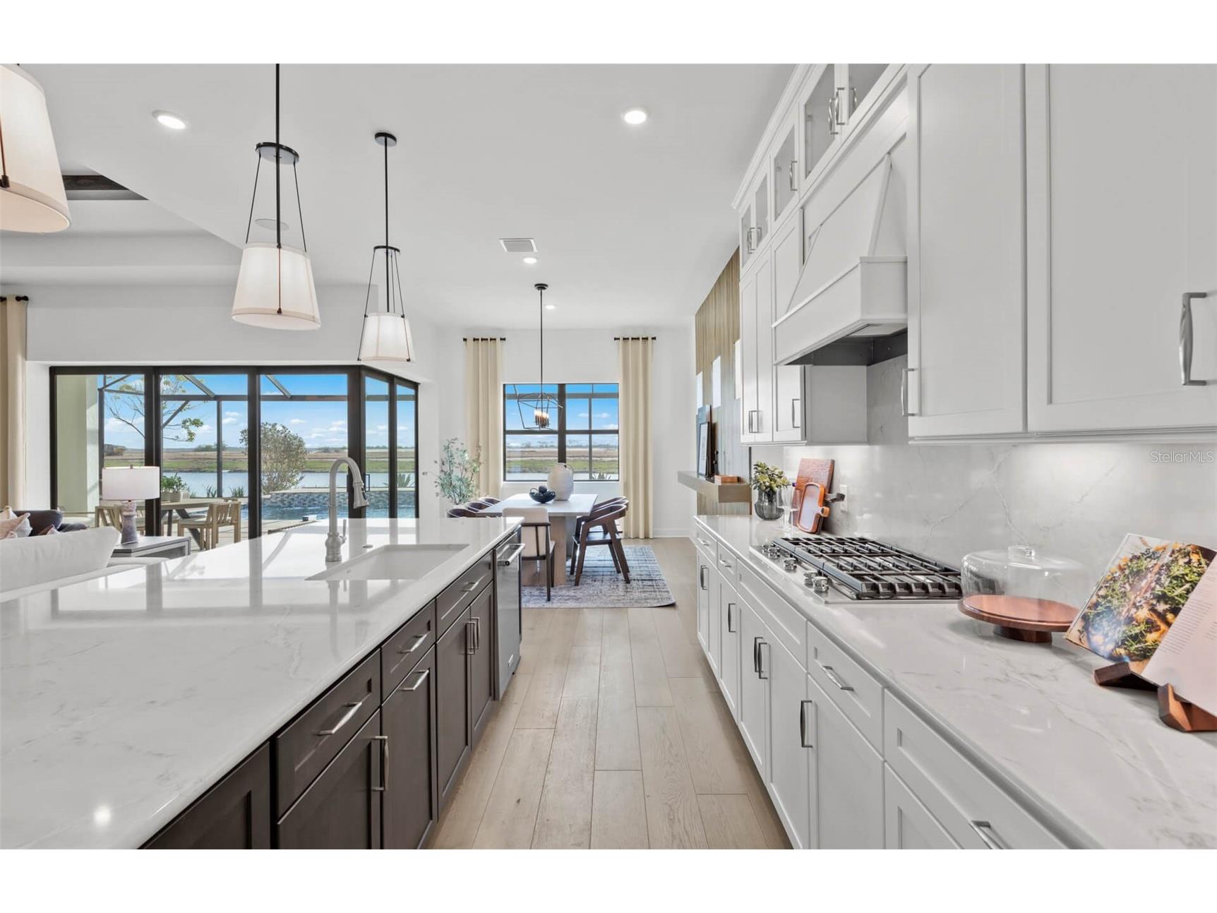 4933 Del Rey Cove Lakewood Ranch FL 34211 TB8525493 image5