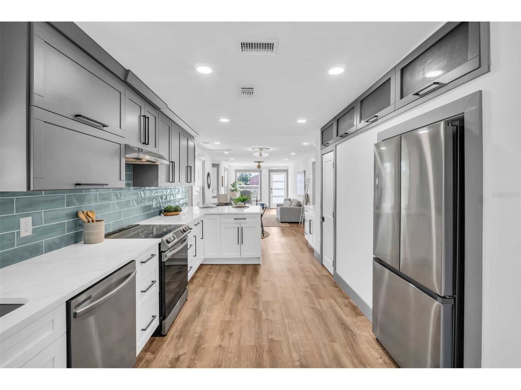4933 Newton Avenue S Gulfport FL 33707 TB8467637 image12