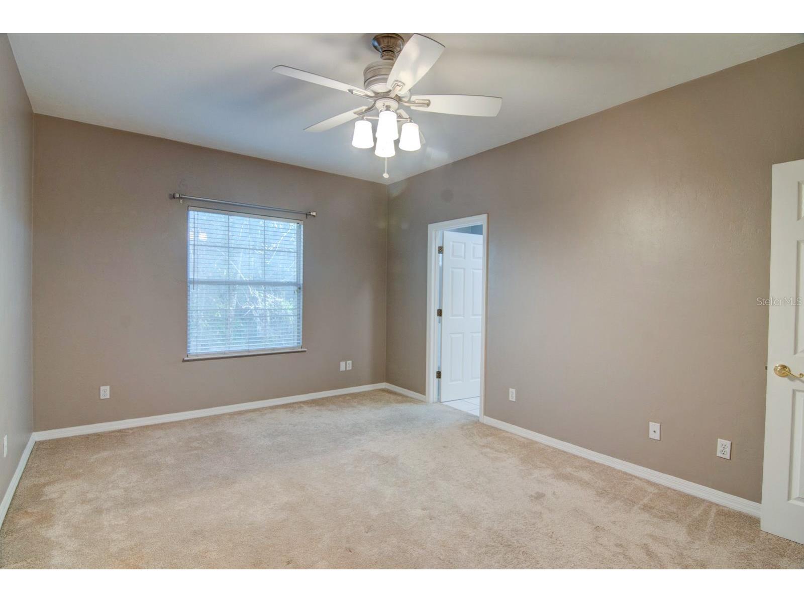 4933 NW 1st Place #110 Gainesville FL 32607 GC537762 image12