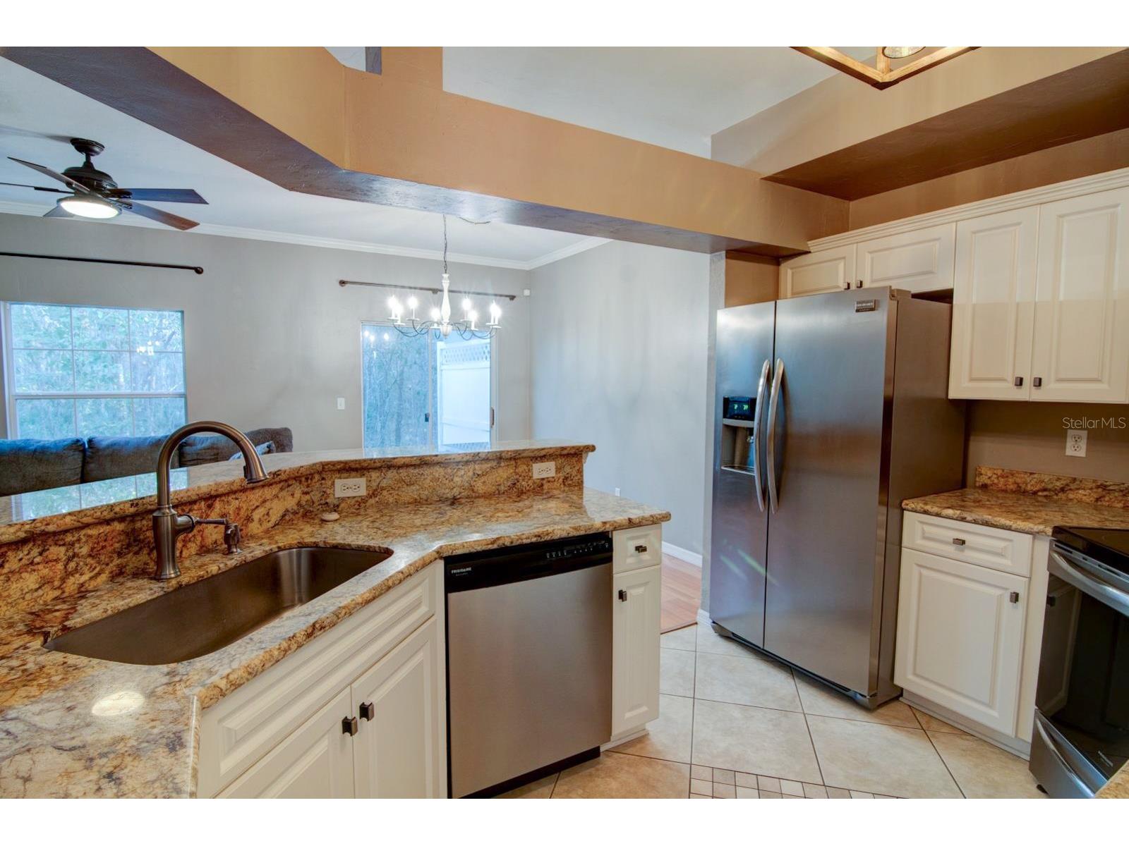 4933 NW 1st Place #110 Gainesville FL 32607 GC537762 image4