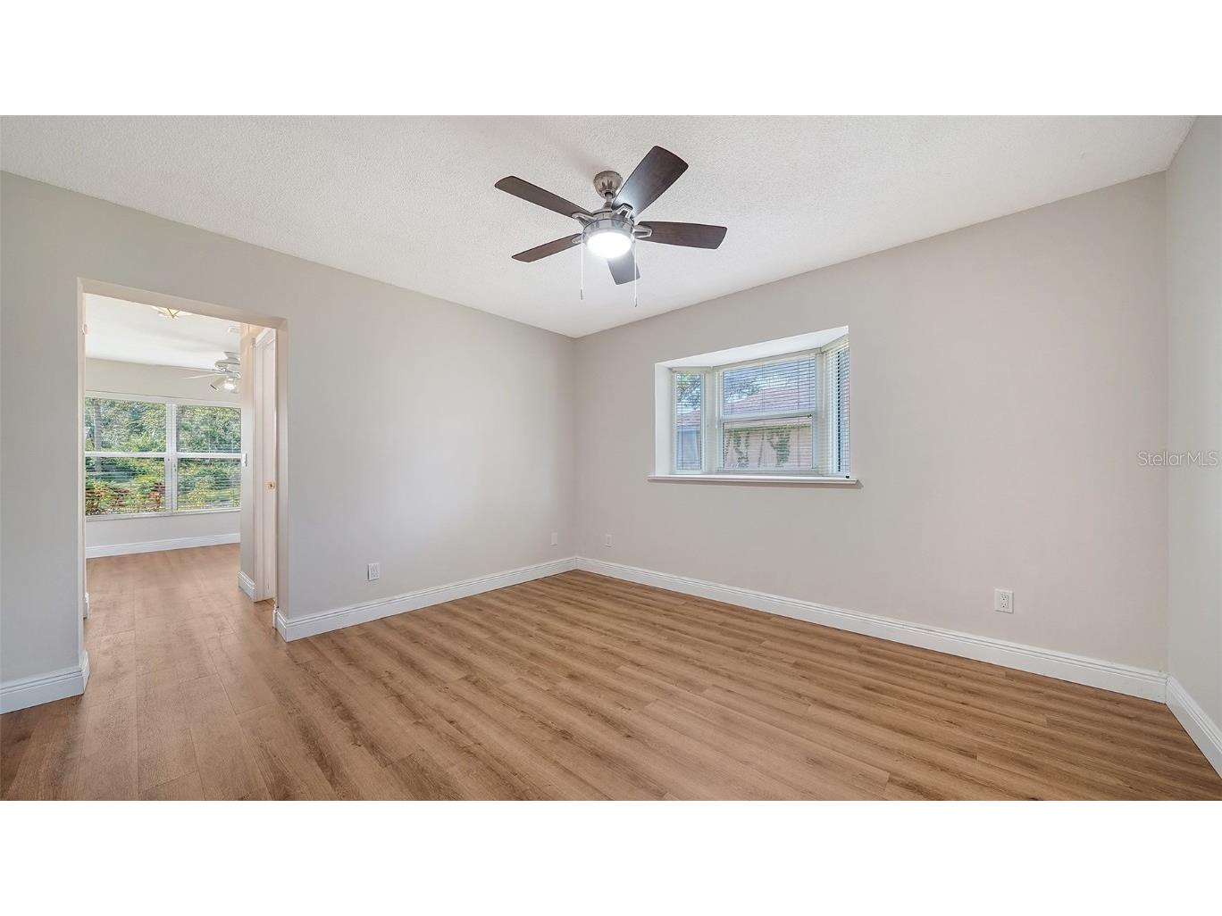 4933 Rutland Gate Sarasota FL 34235 A4661178 image21