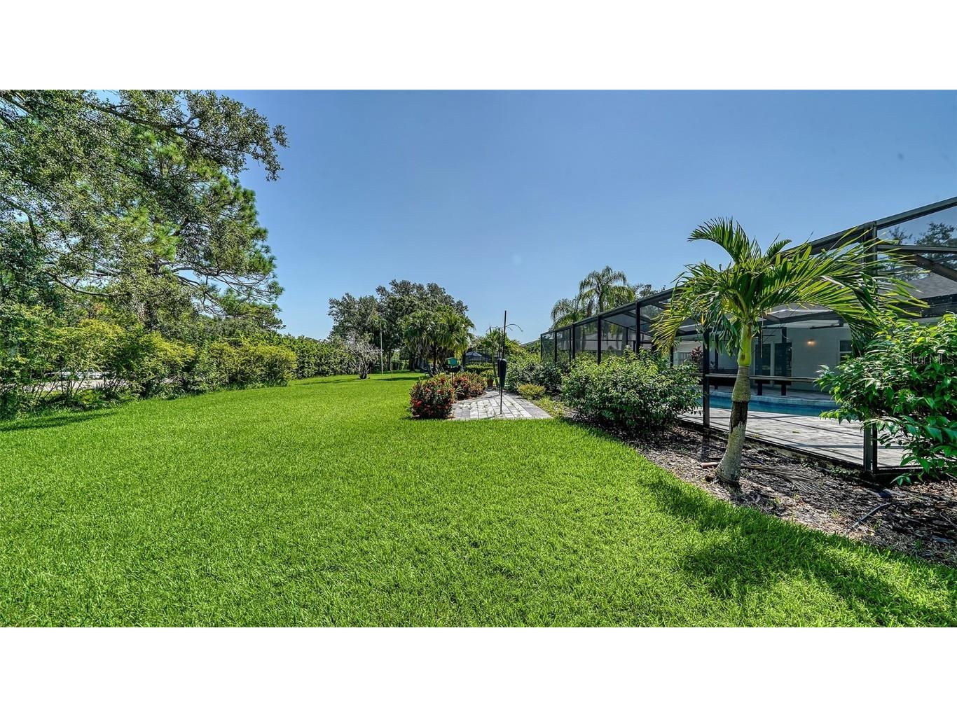 4933 Rutland Gate Sarasota FL 34235 A4661178 image27