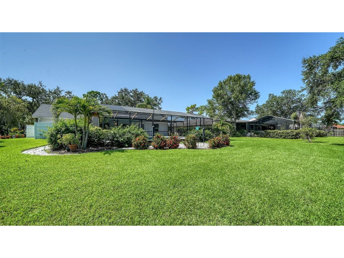 4933 Rutland Gate Sarasota FL 34235 A4661178 image7