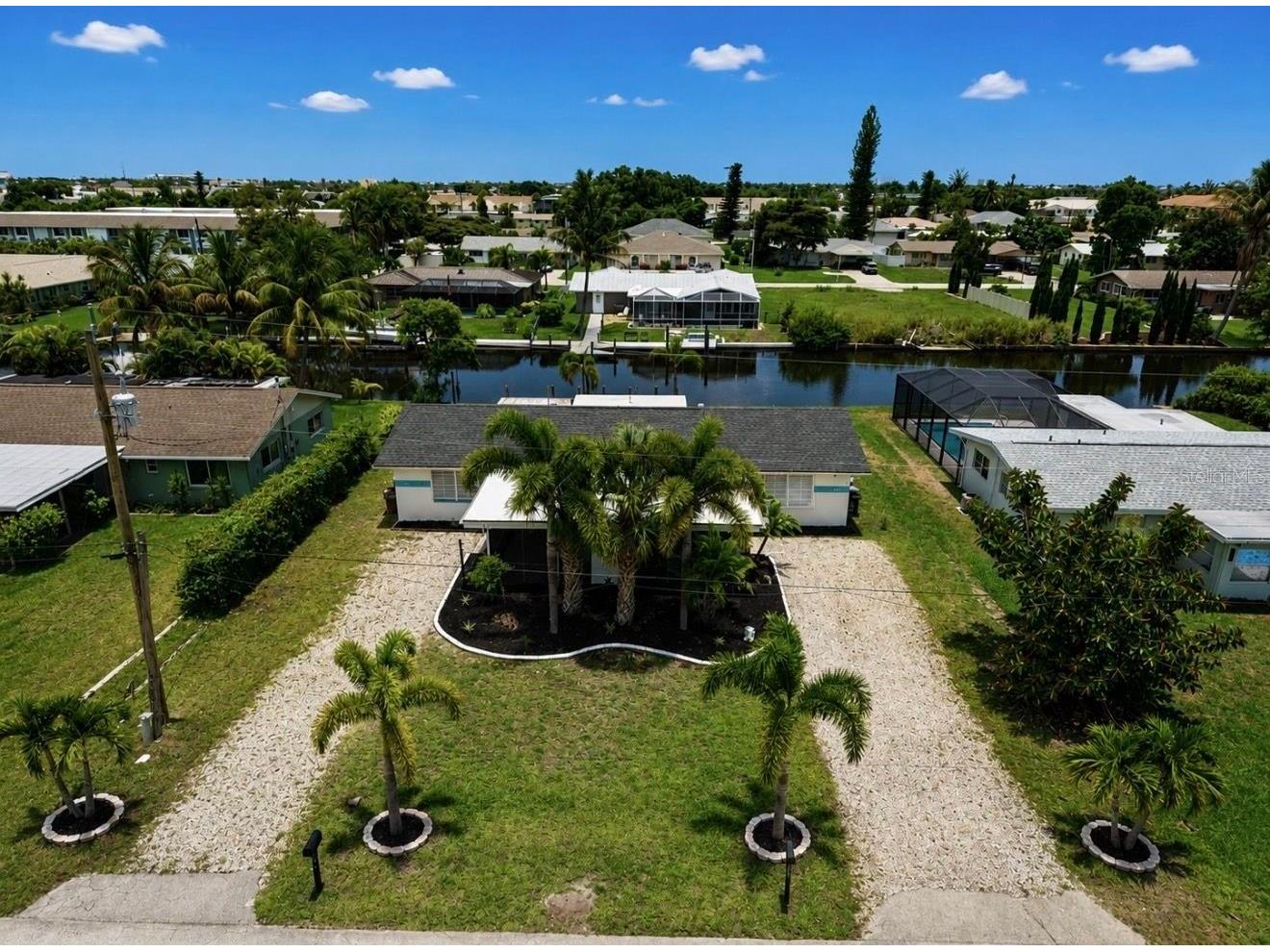 4933 Victoria Drive Cape Coral FL 33904 TB8523079 image1