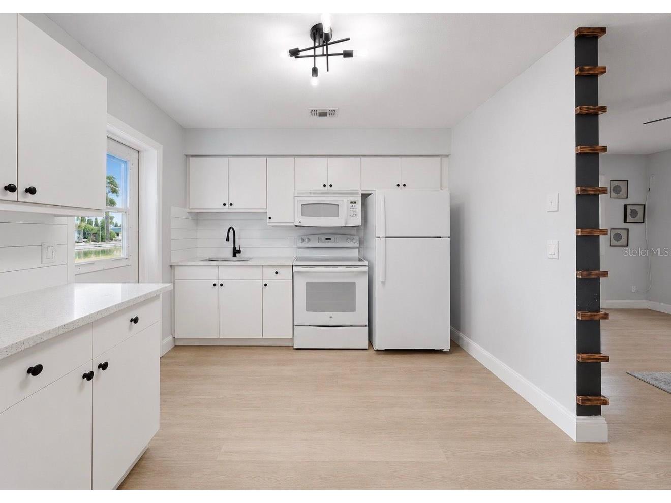 4933 Victoria Drive Cape Coral FL 33904 TB8523079 image9