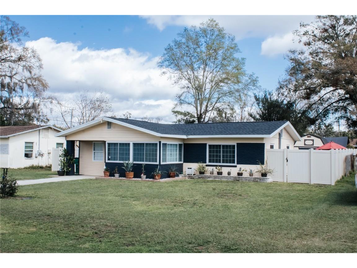 4934 9th Street Zephyrhills FL 33542 TB8353393 image1