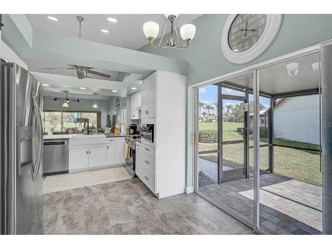 4934 Clubview Court E Bradenton FL 34203 A4672756 image8