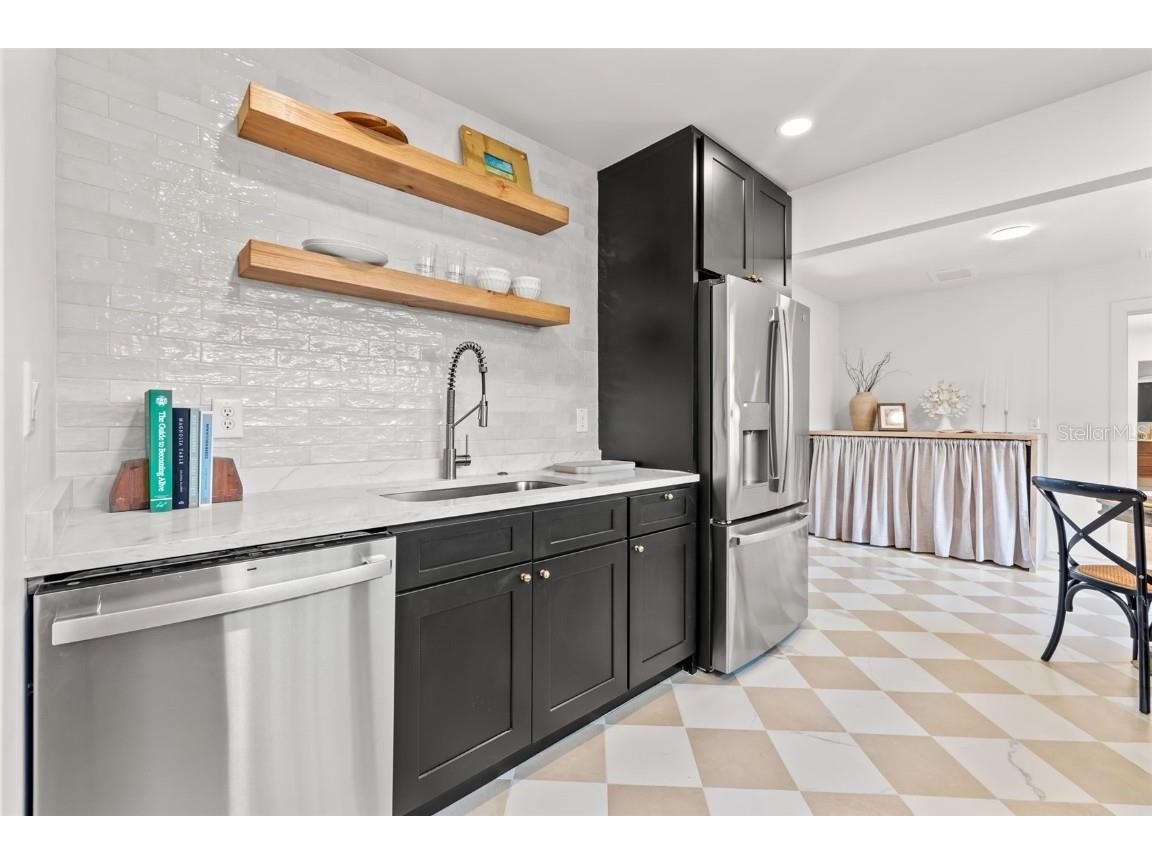 4934 Dr Martin Luther King Jr Street N Saint Petersburg FL 33703 TB8413850 image9