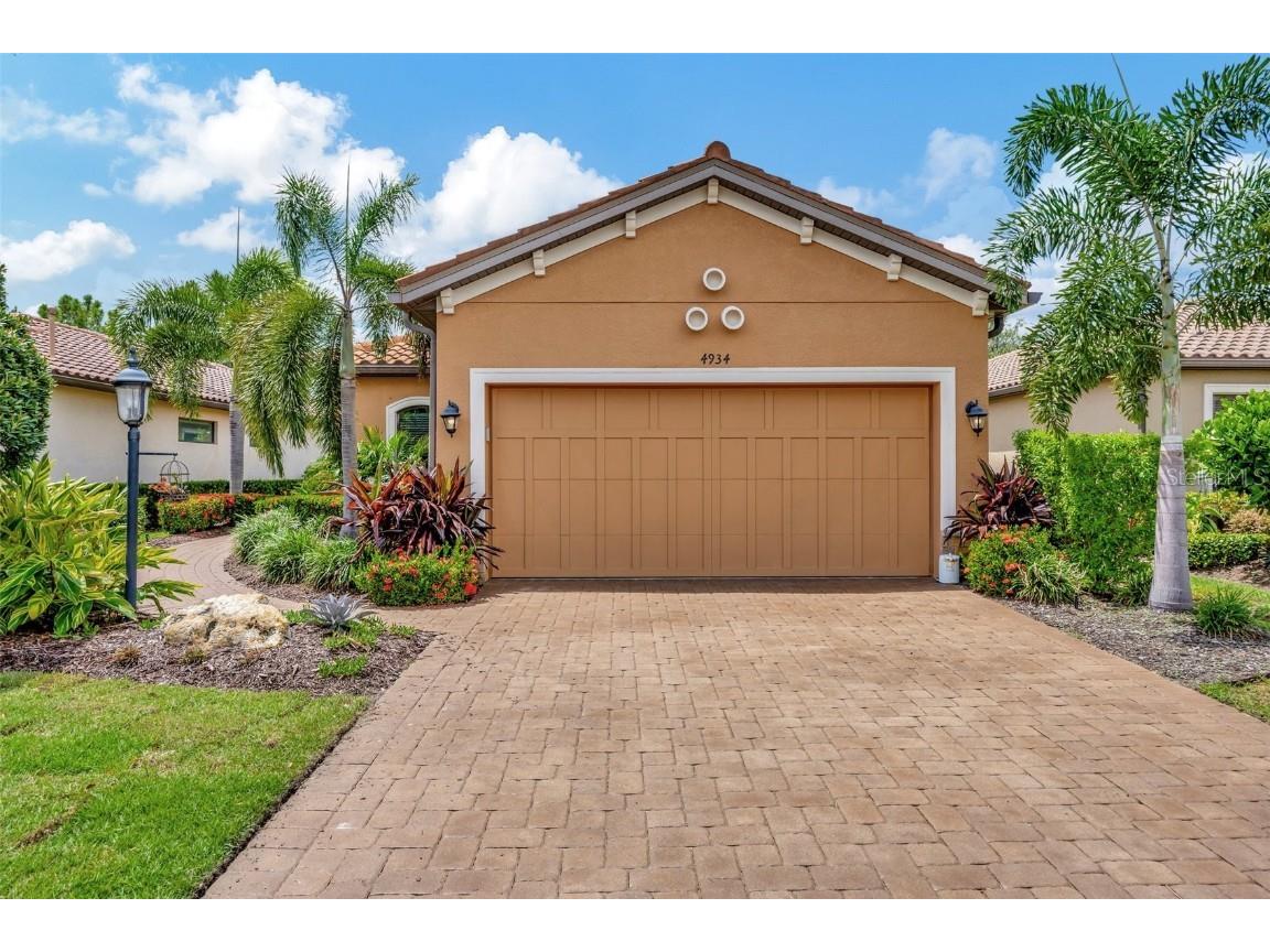 4934 Savona Run Bradenton FL 34211 A4621316 image1